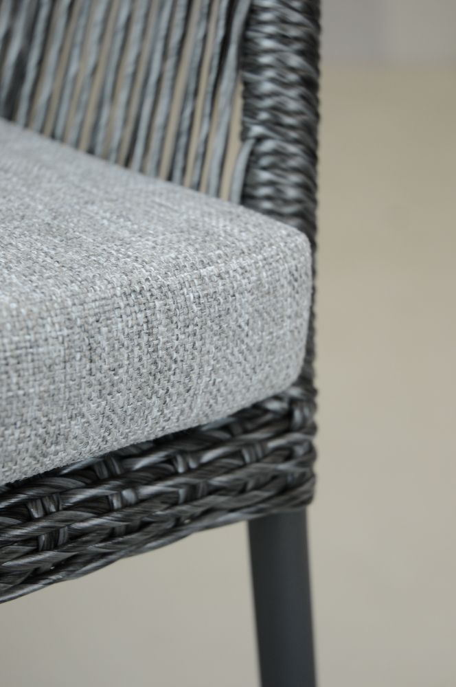 sitMobilia Allanis Dining Stuhl Geflecht Twisted Ebony inkl. Kissen